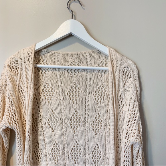Brandy Melville Beige Knit Crochet 